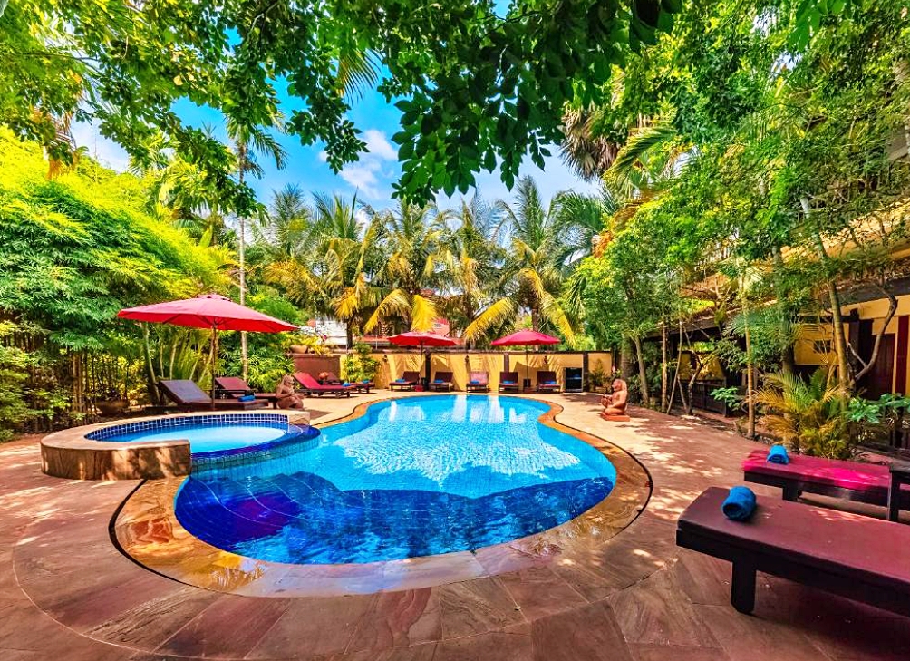 Experience the best stay in Pavilion Indochine.