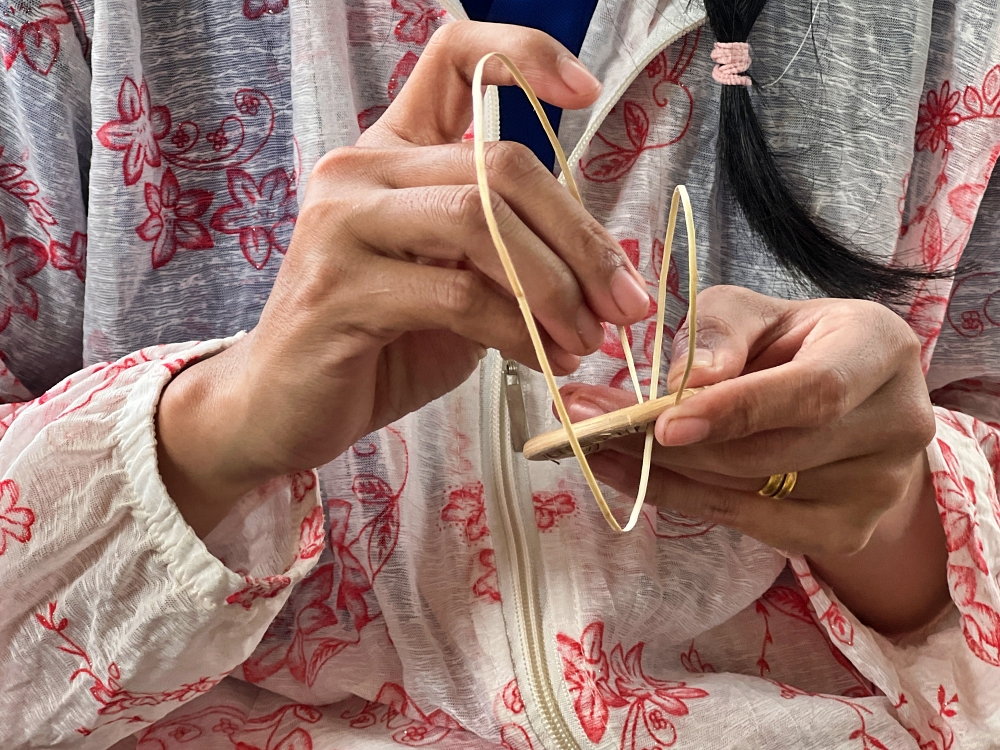 Manava workshop rattan weaving