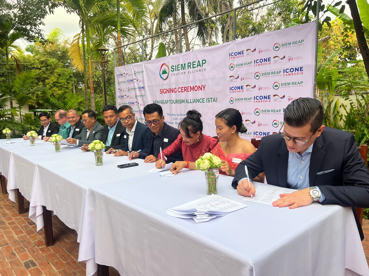 Signing ceremony STA