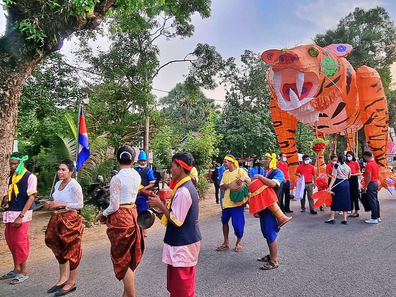 Giant Puppets Project Cambodian Travel Partner